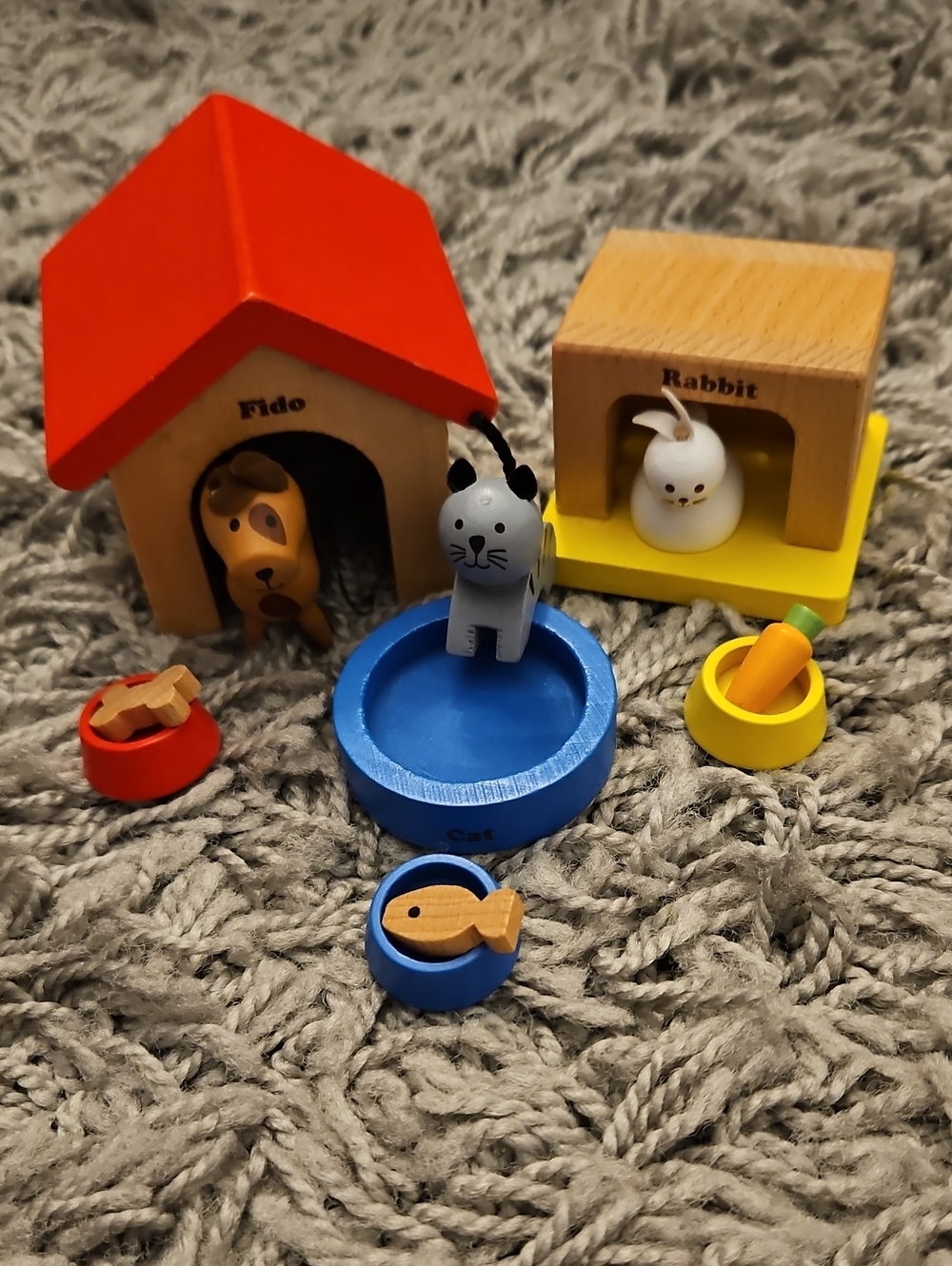 Wooden Small Toy Pets Playset - Blue, Red, Yellow